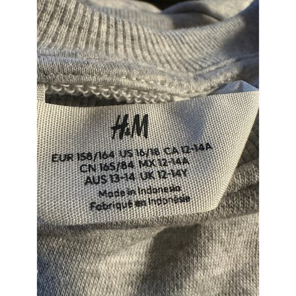 H&M Bow Gray and Black Sweatshirt size 16/18 kids - Picture 7 of 7